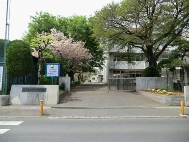 坂戸市立千代田中学校の画像