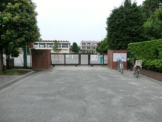 練馬区立上石神井北小学校の画像