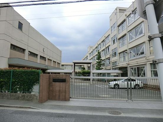 練馬区立田柄中学校の画像
