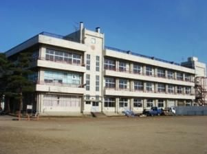 新潟市立亀田小学校の画像