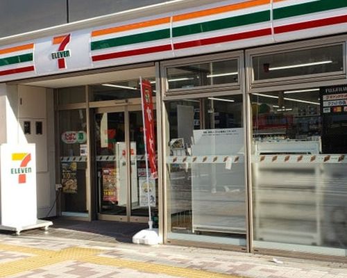 セブン‐イレブン 目黒青葉台2丁目店の画像