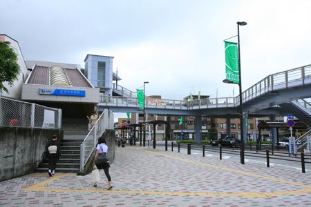 東海大学前駅の画像