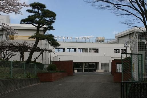 市の川小学校の画像