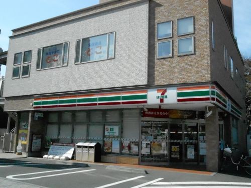 セブン‐イレブン 横浜能見台東店の画像