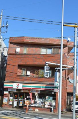 セブン-イレブン拝島駅南口店の画像