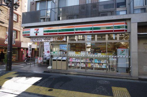 セブン-イレブン中野野方６丁目店の画像