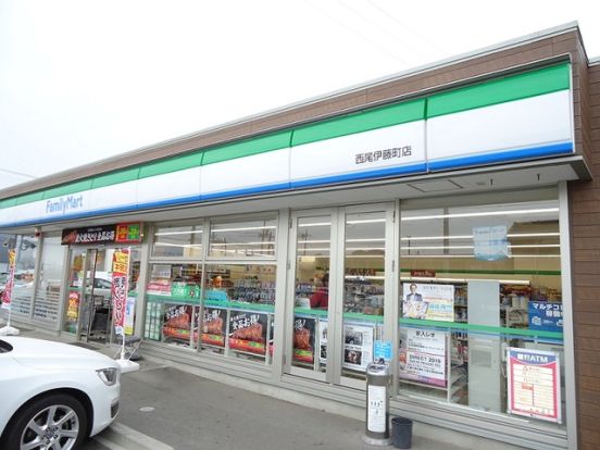 ファミリーマート西尾伊藤町店の画像