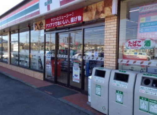 セブンイレブン鶴ケ島高倉店の画像