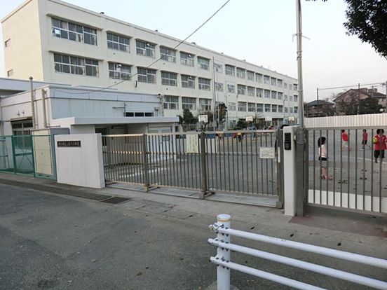 横浜市立上星川小学校の画像