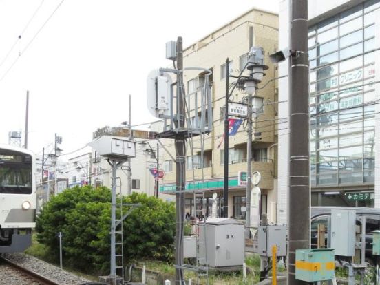 ローソンストア100 一橋学園駅前店の画像