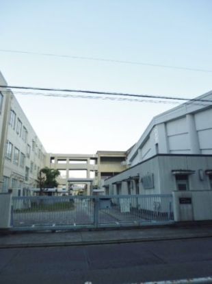 名古屋市立北陵中学校の画像