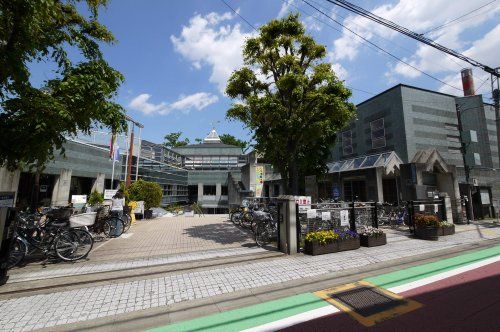 世田谷区立上北沢図書館の画像