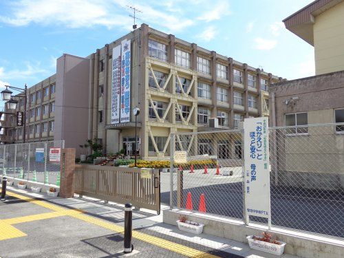 堅田中学校の画像