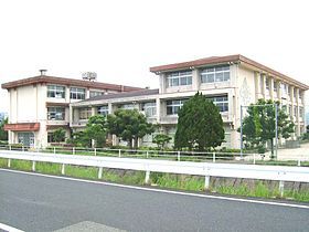 鳥取市立米里小学校の画像