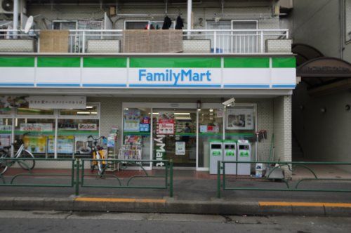 ファミリーマートまるいし八幡山店の画像