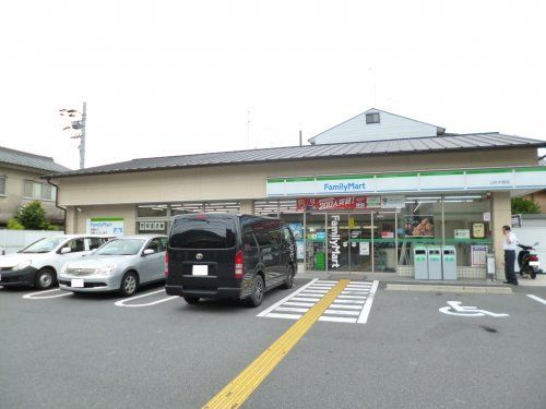 ファミリーマート 山科大塚店の画像