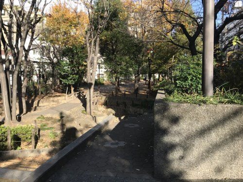 渋谷区立 幡ヶ谷第三公園の画像