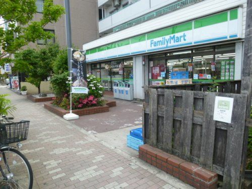 ファミリーマート　本所立川店の画像