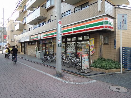 セブンイレブン「七辻店」の画像