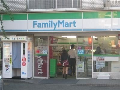ファミリーマート横浜宿町店の画像