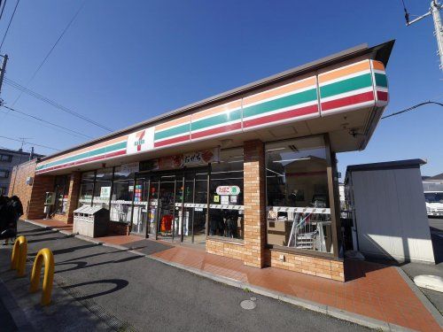 セブン-イレブン茅ヶ崎松林２丁目店の画像