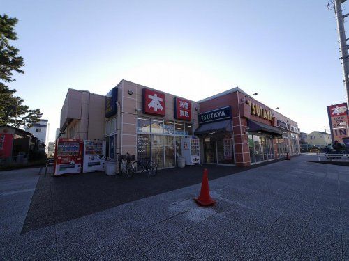 TSUTAYA 鶴嶺店の画像