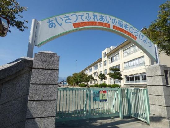 甲府市立伊勢小学校の画像