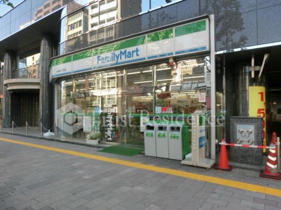 ファミリーマート台東寿二丁目店の画像