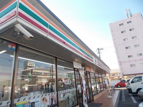 セブンイレブン岡崎錦町店の画像