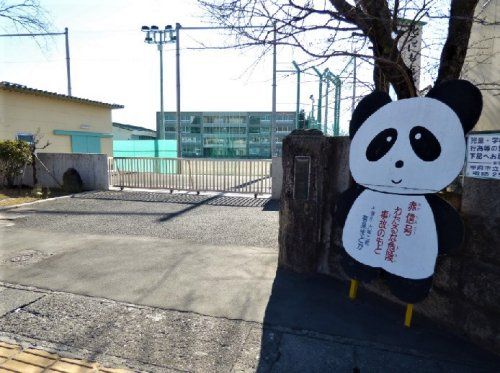 甲府市立千塚小学校の画像