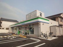 ファミリーマート高知伊勢崎町店の画像
