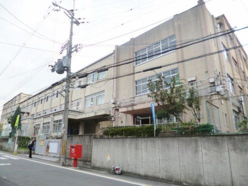 藤ノ森小学校の画像