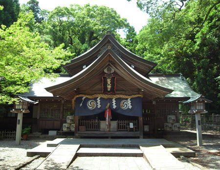 若宮八幡宮の画像