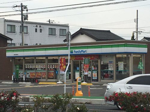 ファミリーマート鳥取南吉成店の画像