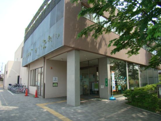 杉並区立今川図書館の画像