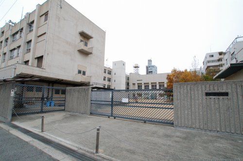 大阪市立大国小学校の画像