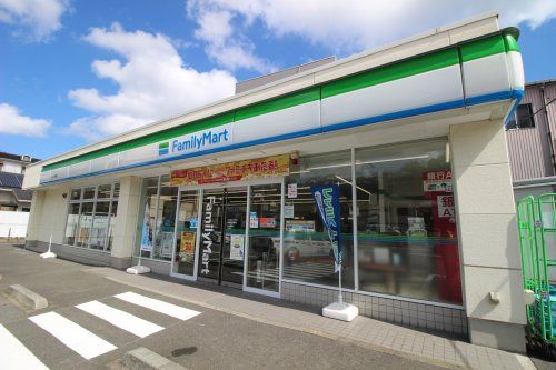 ファミリーマート油屋森崎店の画像