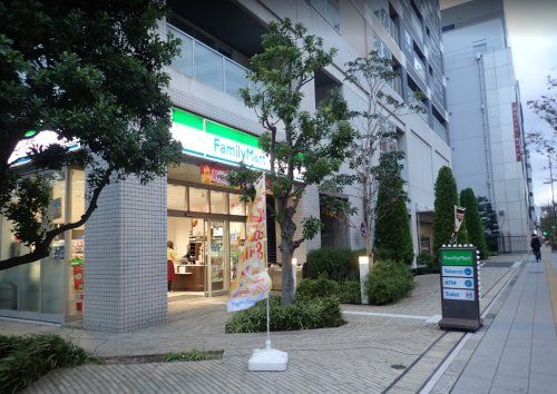 ファミリーマート 東池袋春日通り店の画像