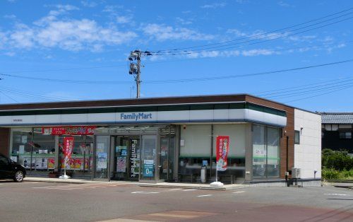 ファミリーマート 新発田豊浦店の画像