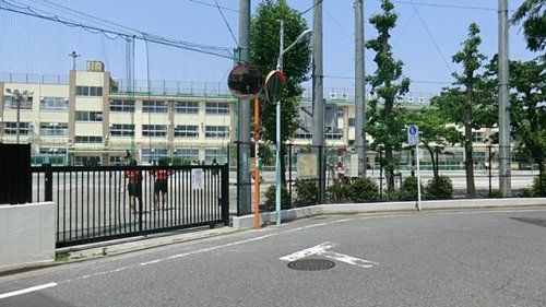 中野区立南中野中学校の画像