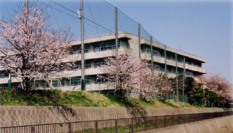 横浜市立汲沢中学校の画像