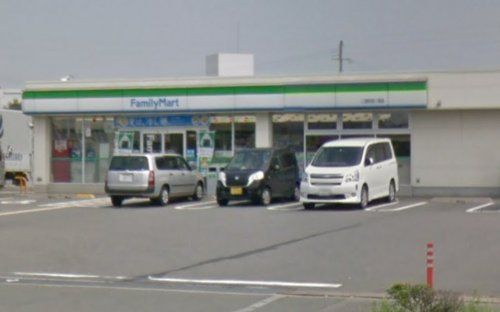 ファミリーマート二見町西二見店の画像