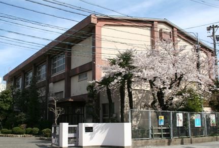 名古屋市立桜丘中学校の画像