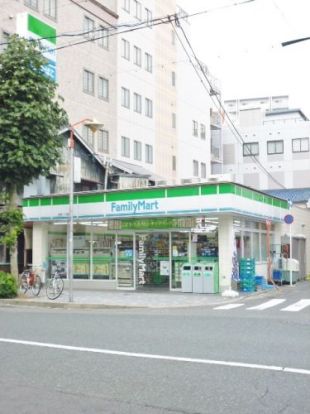 ファミリーマート新栄二丁目店の画像