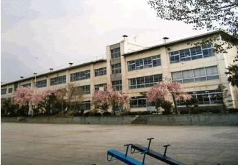 甲府市立伊勢小学校の画像