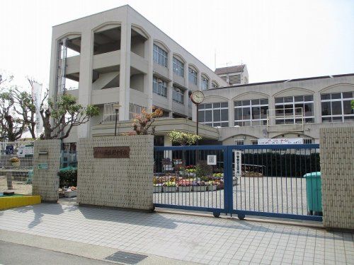 神戸市立須佐野中学校の画像