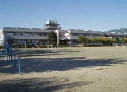 韮崎市立北東小学校の画像