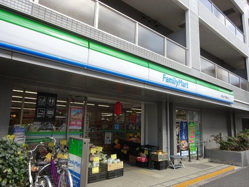 ファミリーマート世田谷千歳通り店の画像