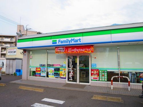 ファミリーマート東大阪楠根店の画像