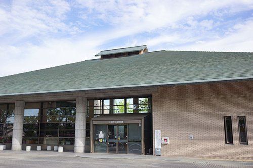 三田市立図書館の画像